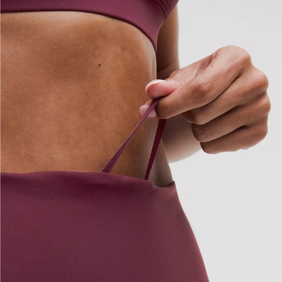 Wunder Train High-Rise Short 6" - Garnet 
Lululemon size 6 - Picture 5 of 6